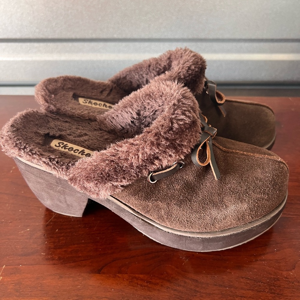 Skechers Vintage Y2K Platform Clogs Brown Suede Women's Size 8 Shoes Faux Fur